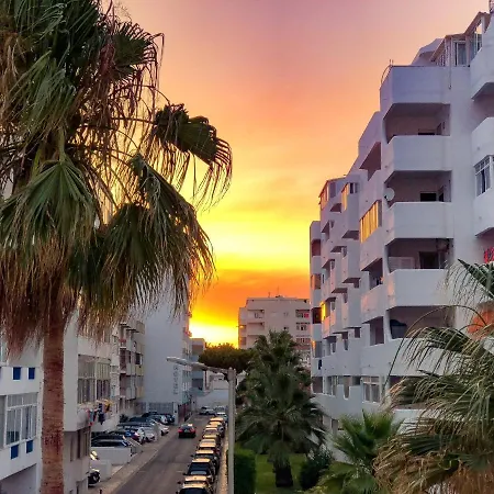 Amazing Ocean View Steps From The Apartment
