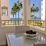Apartmán Amazing Ocean View Steps From The