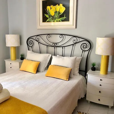 Apartment Amazing Ocean View Steps From The *